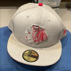 Chicago Blackhawks Fitted Cap